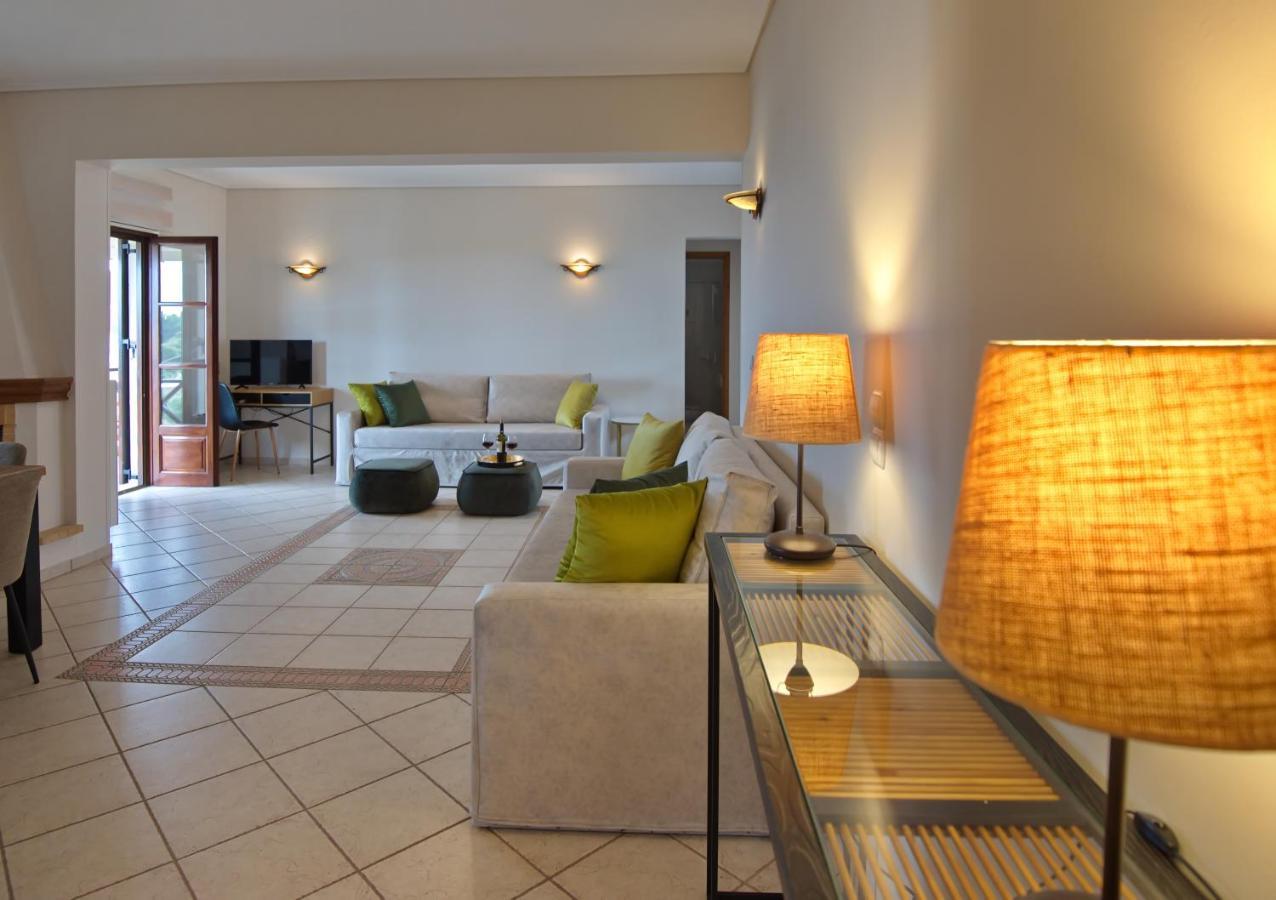 Elpida Apartments Votsi  외부 사진