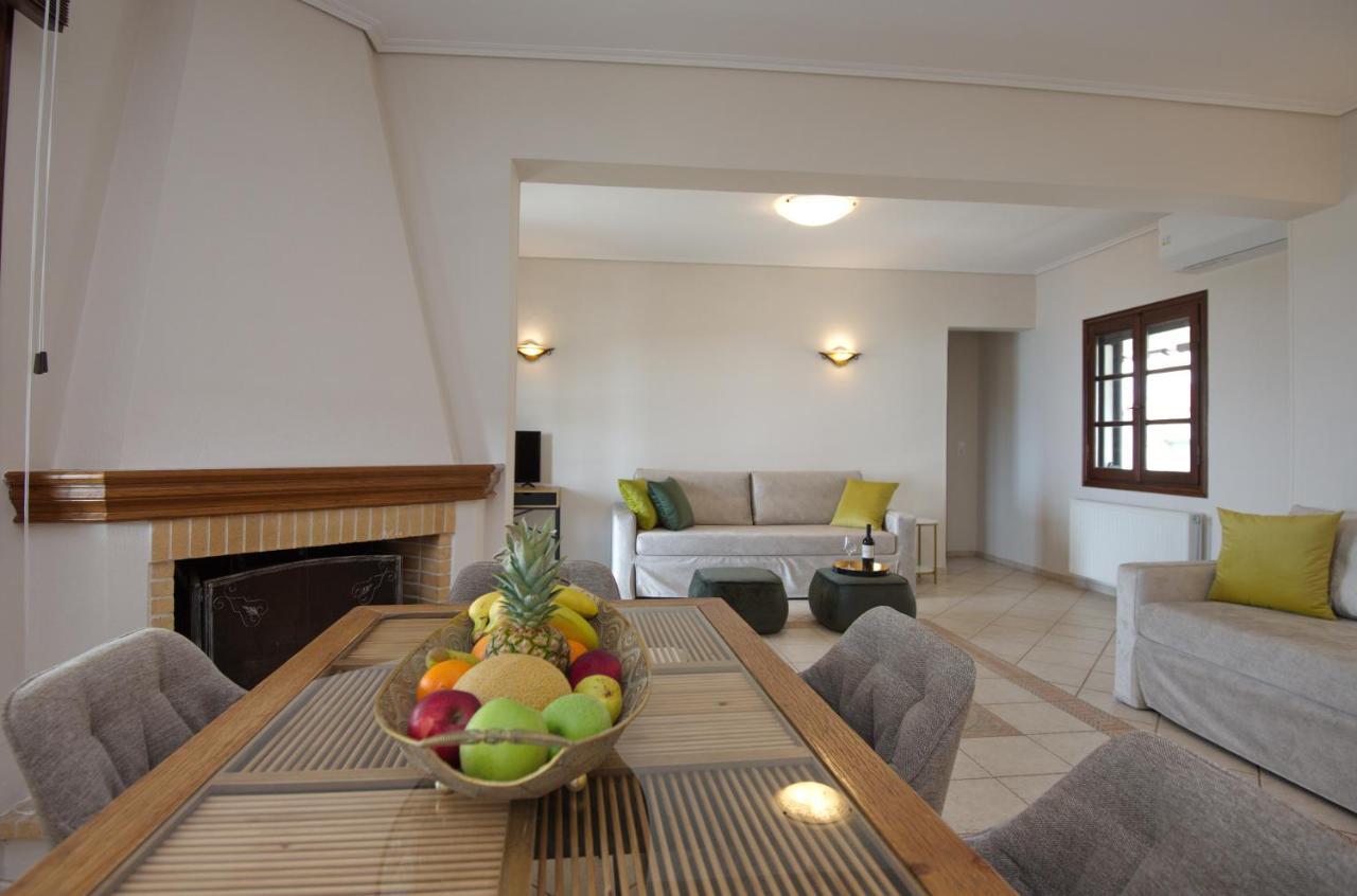Elpida Apartments Votsi  외부 사진