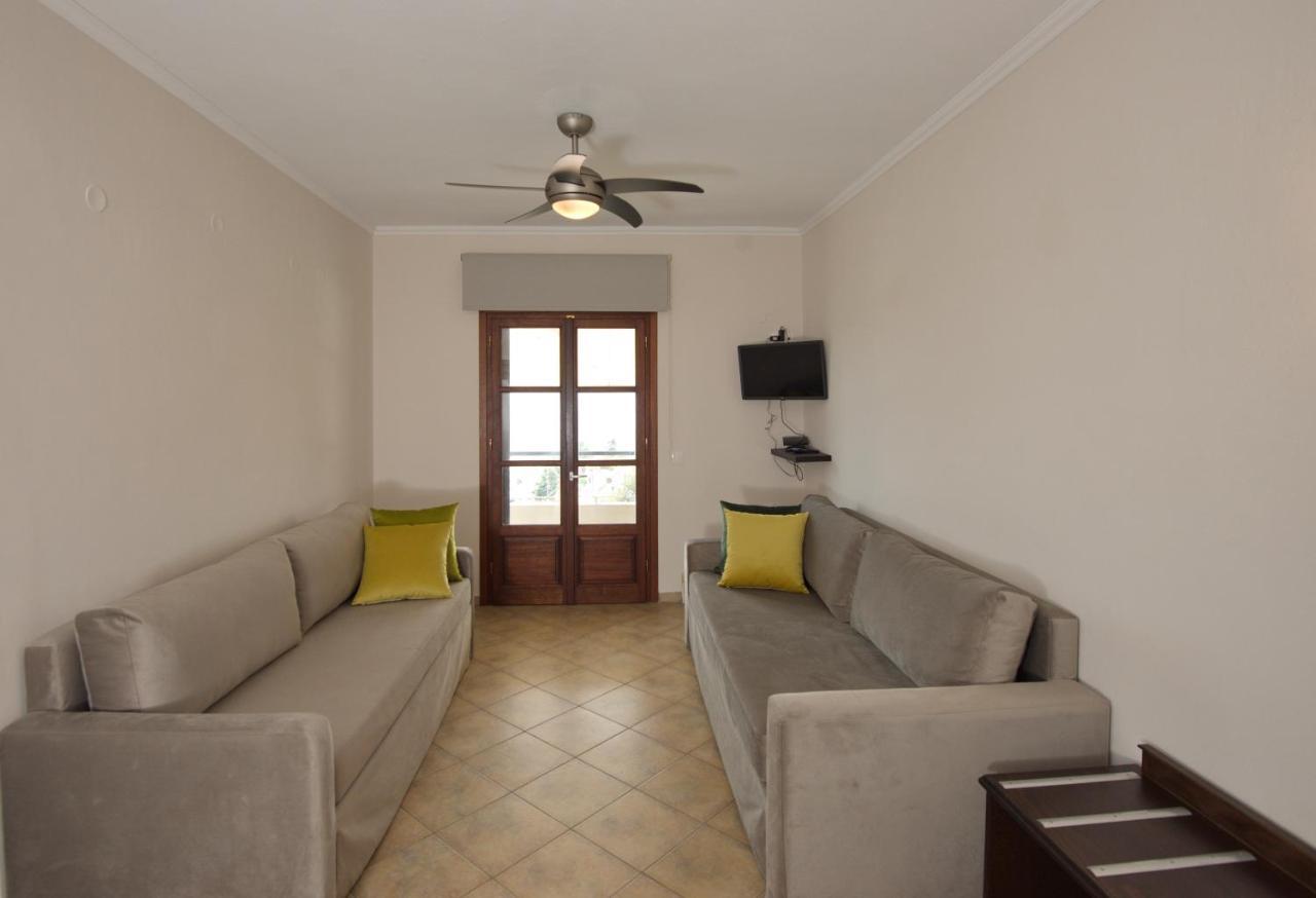 Elpida Apartments Votsi  외부 사진