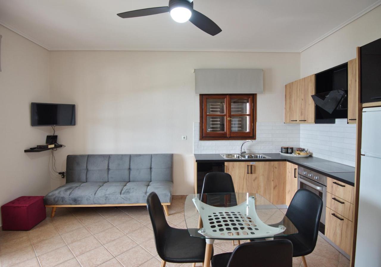 Elpida Apartments Votsi  외부 사진